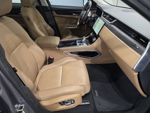 Certified 2021 Jaguar F-PACE S image 21