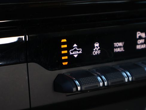 Used 2019 RAM 1500 Limited image 22