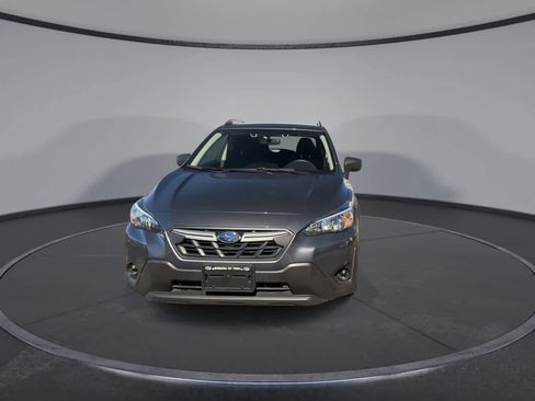 Used 2021 Subaru Crosstrek 2.0i image 3