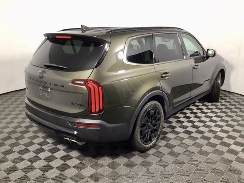Used 2021 Kia Telluride SX w/ SX Prestige Package image 14
