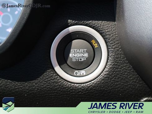 Used 2026 RAM 1500 Big Horn w/ Night Edition AWD/4WD image 30