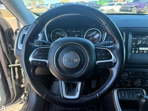 Used 2020 Jeep Compass Latitude image 14