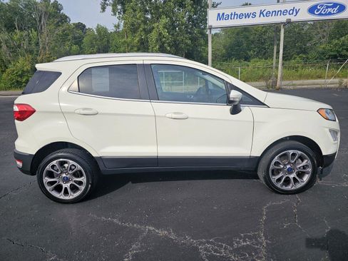Used 2022 Ford EcoSport Titanium image 8