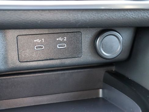 Used 2024 Nissan Rogue SV FWD image 35
