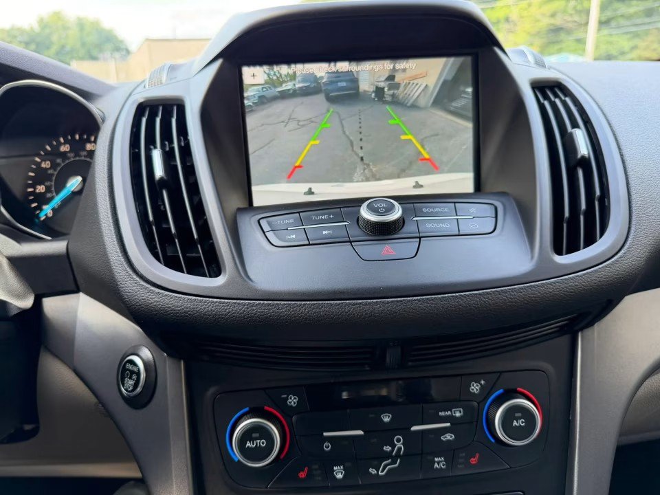Used 2019 Ford Escape SE AWD/4WD image 23