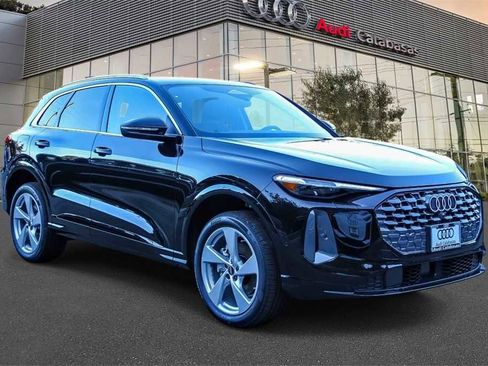 New 2025 Audi Q5 Premium Plus image 5