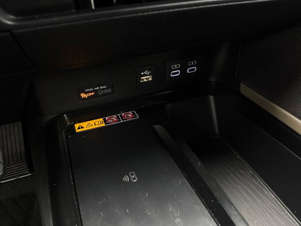 Used 2026 Toyota Camry LE FWD image 27