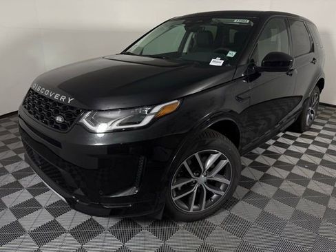Used 2025 Land Rover Discovery Sport S image 2