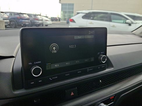 Used 2024 Honda CR-V EX image 16