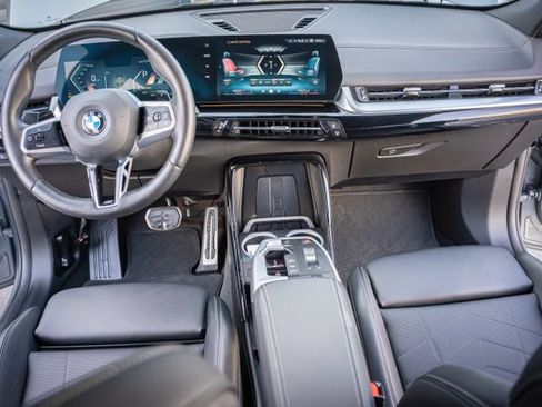 Used 2025 BMW X2 xDrive28i AWD/4WD image 28