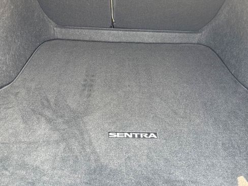 Used 2025 Nissan Sentra SV w/ SV Premium Package FWD image 33