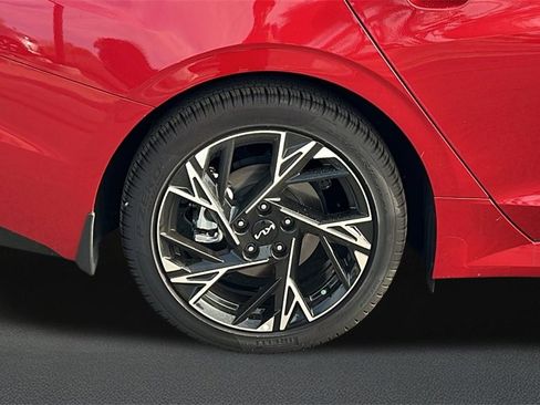 Used 2025 Kia K5 GT-Line w/ GT-Line Premium Package image 5