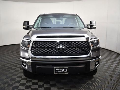 Used 2018 Toyota Tundra SR5 image 2