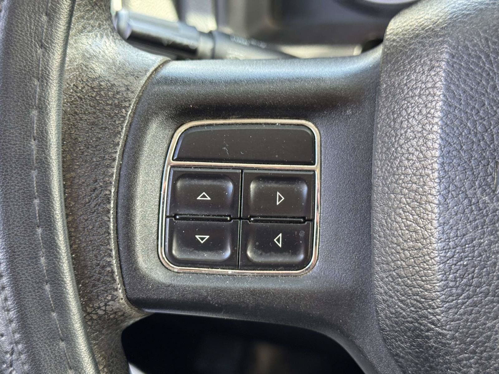 Used 2014 RAM 1500 Express AWD/4WD image 17