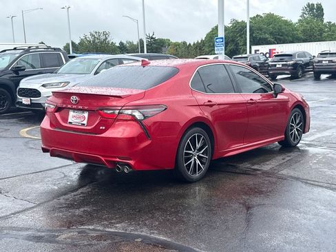 Used 2024 Toyota Camry SE w/ Protection Package (Q2) (TMS) FWD image 11