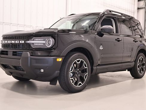 New 2026 Ford Bronco Sport Outer Banks w/ Outer Banks Tech Package+ AWD/4WD image 5