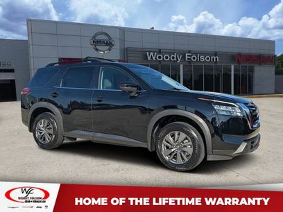 Used 2024 Nissan Pathfinder SV w/ Lighting Package (N92)