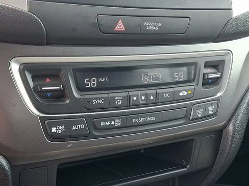 Used 2018 Honda Ridgeline Sport image 16