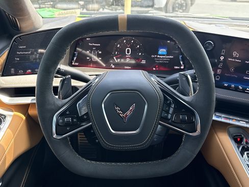 Used 2026 Chevrolet Corvette Stingray Premium Conv w/ 3LT RWD image 18