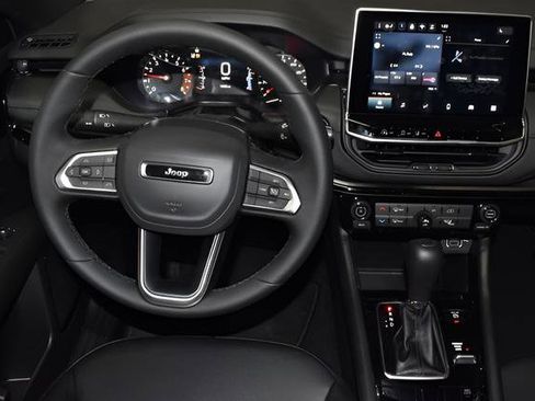New 2026 Jeep Compass Latitude AWD/4WD image 11