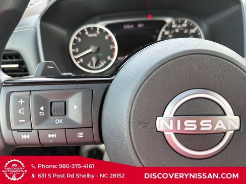 Certified 2023 Nissan Rogue SV FWD image 22