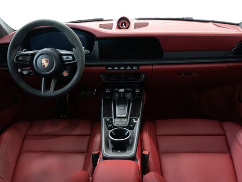 Used 2025 Porsche 911 Carrera 4 GTS image 21