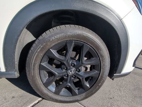 Used 2025 Honda HR-V Sport image 31