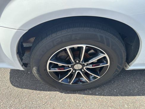 Used 2016 Dodge Grand Caravan R/T FWD image 35