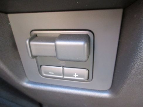 New 2026 GMC Canyon AT4 w/ Technology Plus Package AWD/4WD image 16