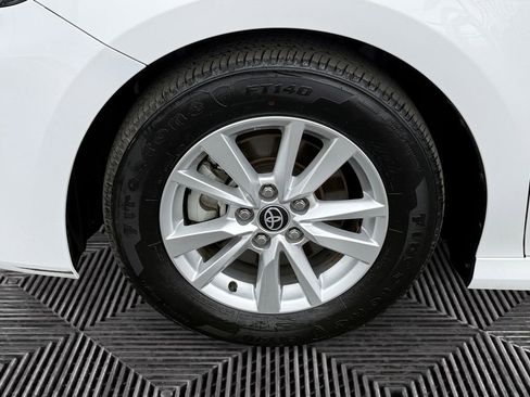 Used 2025 Toyota Camry LE w/ Convenience Package FWD image 14
