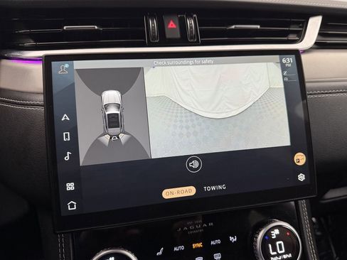 Used 2025 Jaguar F-PACE R-Dynamic S image 24