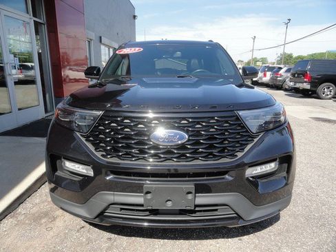 Used 2023 Ford Explorer ST-Line AWD/4WD image 6