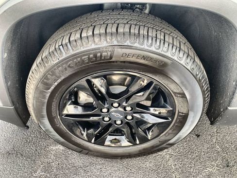 Certified 2023 Chevrolet Traverse LT w/ Midnight/Sport Edition FWD image 31