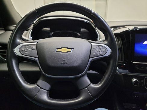 Used 2022 Chevrolet Traverse LT image 22
