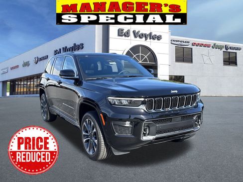 New 2025 Jeep Grand Cherokee Overland w/ Luxury Tech Group IV image 1