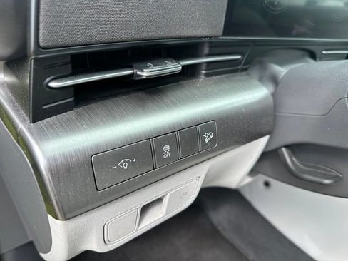 Used 2024 Hyundai Kona SEL AWD/4WD image 17