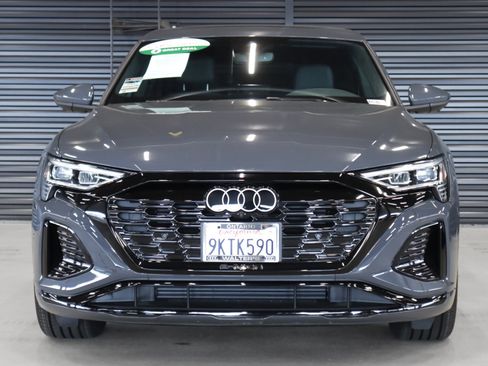 Used 2024 Audi Q8 e-tron Premium Plus image 13