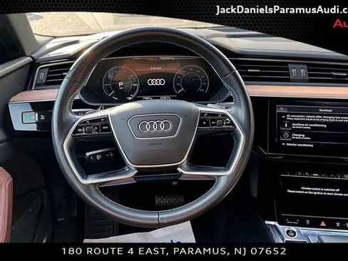 Used 2024 Audi Q8 e-tron Prestige w/ Prestige Package AWD/4WD image 5
