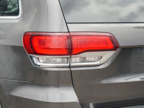 Certified 2020 Jeep Grand Cherokee Limited RWD image 7