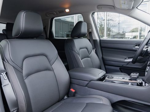 New 2026 Nissan Pathfinder SL AWD/4WD image 28