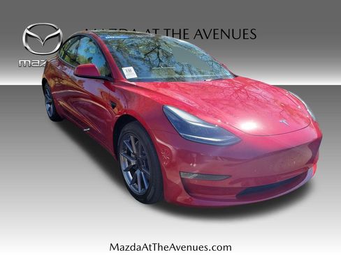 Used 2023 Tesla Model 3 Standard Range image 5
