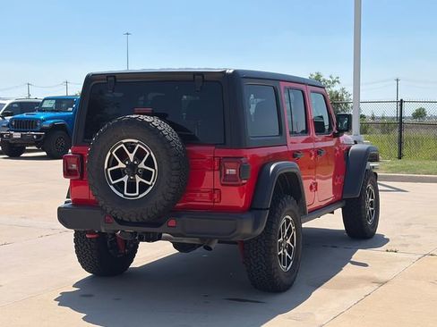 Used 2026 Jeep Wrangler Unlimited Rubicon AWD/4WD image 9