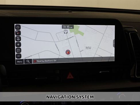 Used 2023 Kia Sportage EX FWD image 3