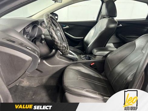 Used 2013 Ford Focus SE FWD image 10