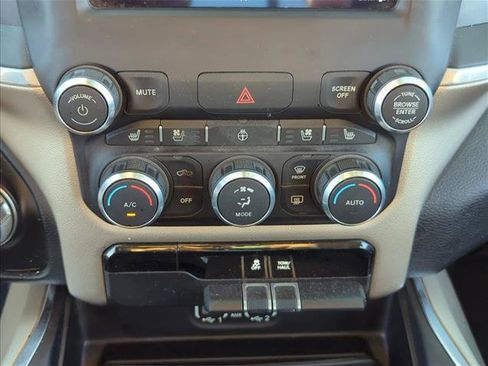 Used 2020 RAM 1500 Laramie RWD image 18