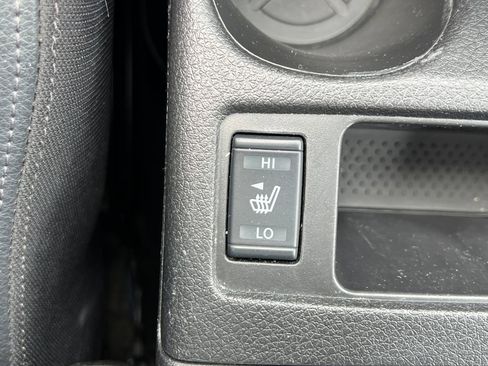 Used 2022 Nissan Rogue Sport SL w/ Premium Package image 32