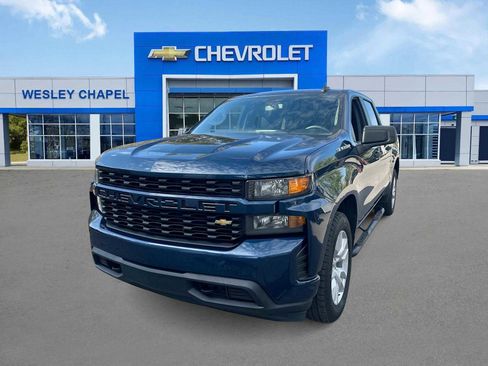 Used 2020 Chevrolet Silverado 1500 Custom w/ Custom Value Package RWD image 1