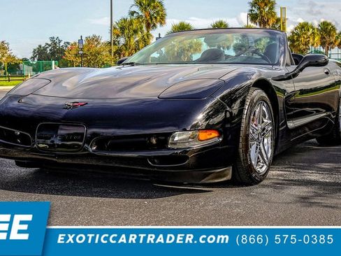Used 1998 Chevrolet Corvette Convertible w/ Memory Pkg RWD image 1