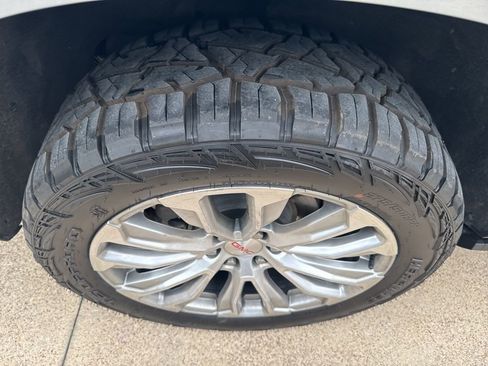 Used 2023 GMC Yukon Denali w/ Max Trailering Package image 6