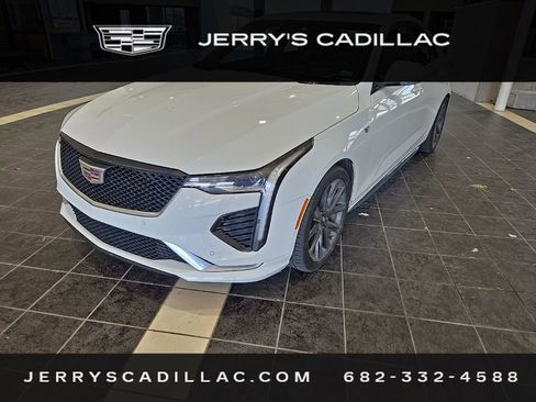 Certified 2022 Cadillac CT4 Sport image 2